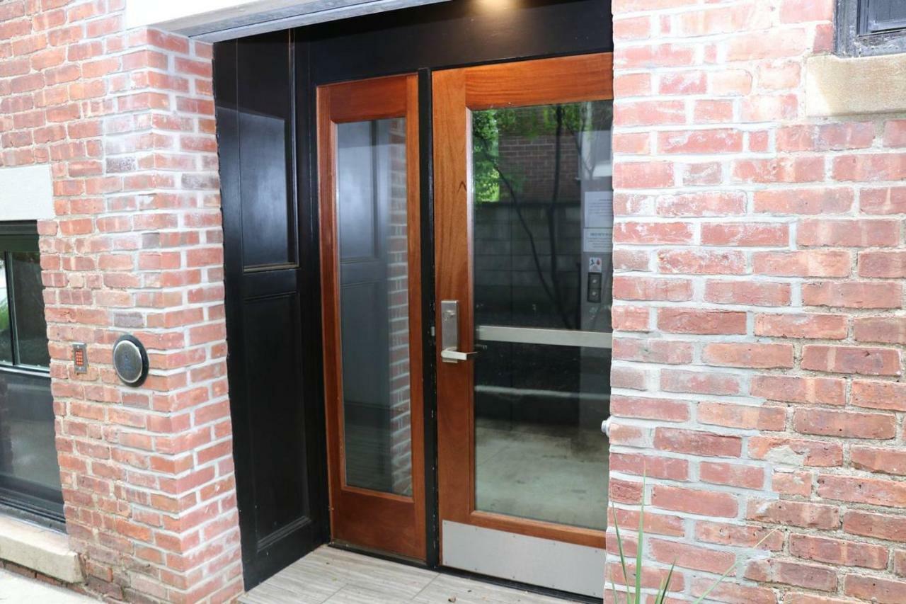 A Stylish Stay W/ A Queen Bed, Heated Floors.. #3 Brookline Exterior photo
